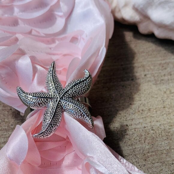 Coastal Starfish Napkin Ring Holder Set of 4 Silver Textured Table Beach Home - Picture 11 of 11